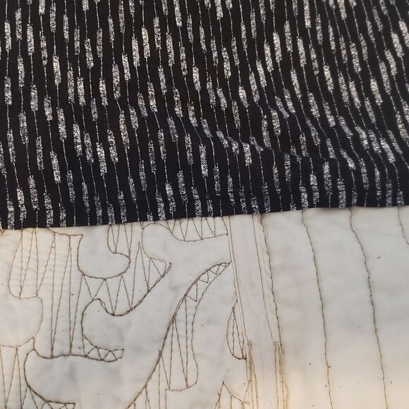 Old Navy Black Whie Pattern Short Sleeve XL - Picture 7 of 7